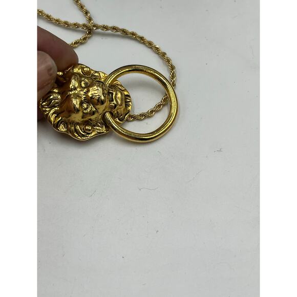 Vanessa Mooney VM Vixen Gold Plated The Vandal Door Knocker Necklace - Picture 7 of 8